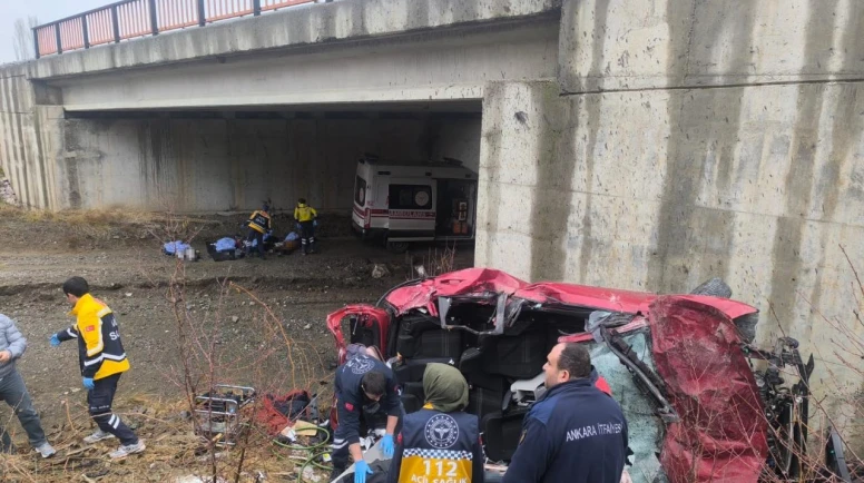 Ankara'da korkunç kaza: 5 kişi feci şekilde yaşamını yitirdi!